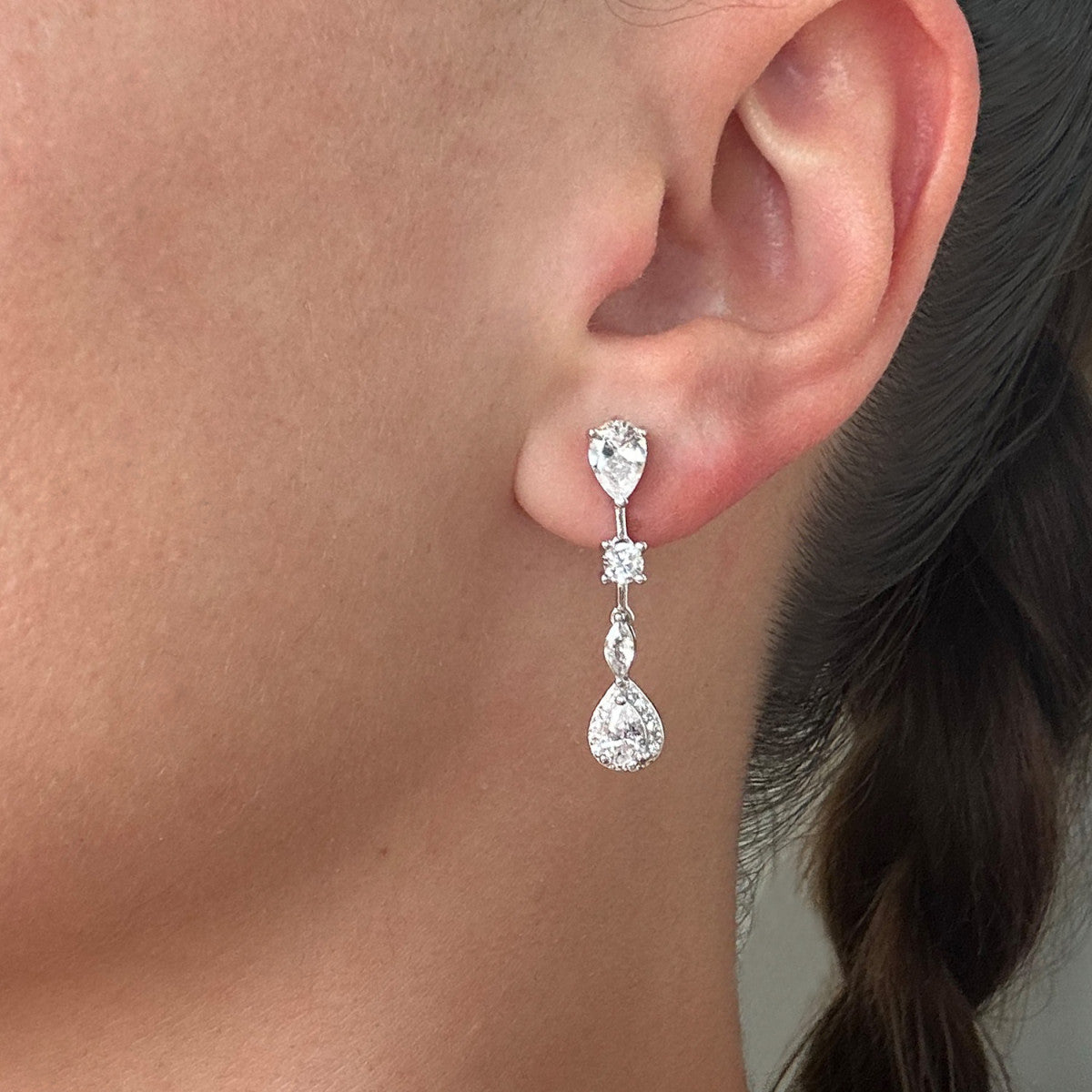 PENDIENTE LARGO GOTA