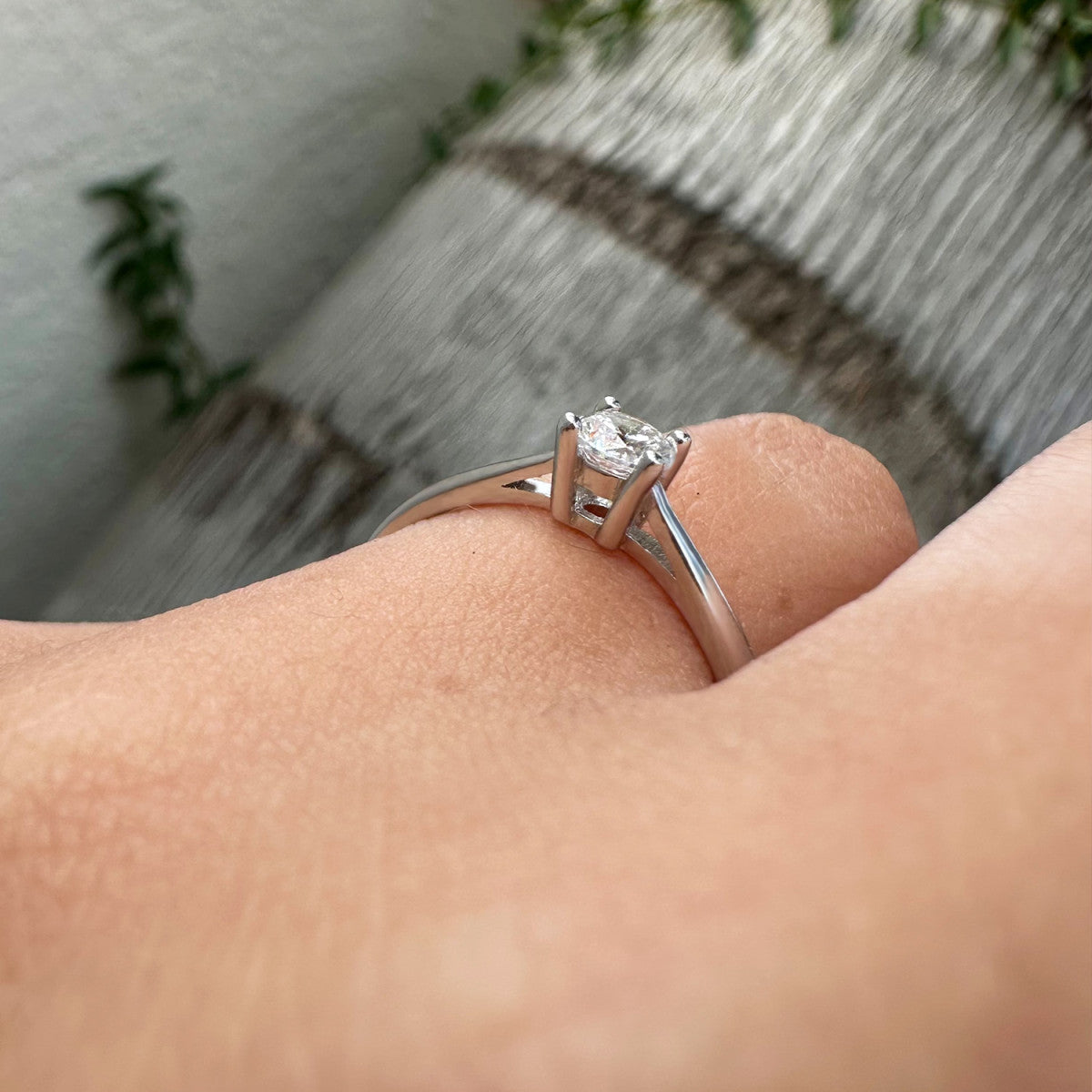 SOLITARIO 4 GARRAS 4 MM